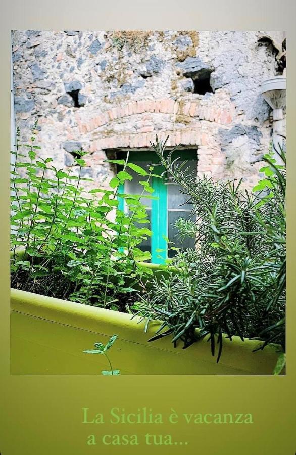 Casa Vacanze Miriam Randazzo Bagian luar foto