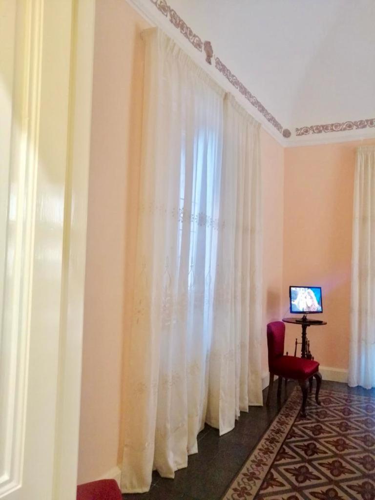 Casa Vacanze Miriam Randazzo Bagian luar foto